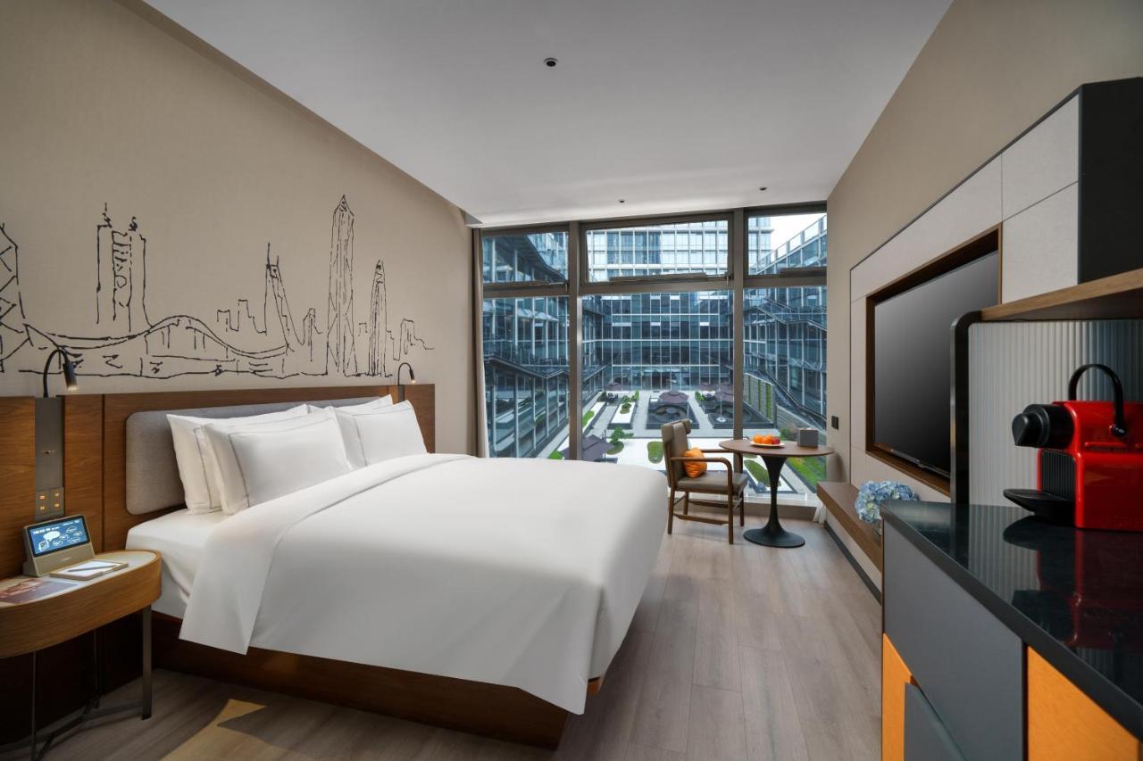 Urcove By Hyatt Futian Cbd Hotel Шънджън Екстериор снимка
