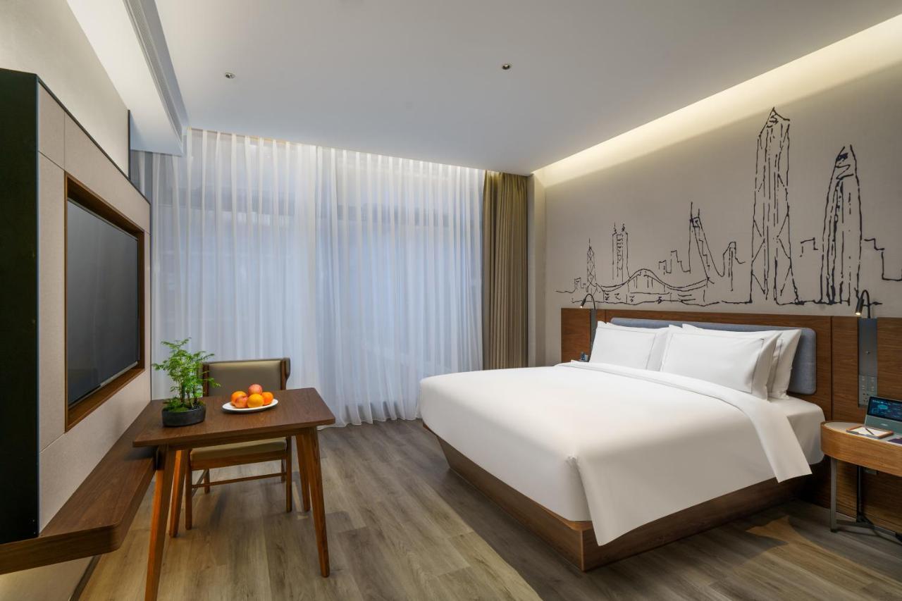 Urcove By Hyatt Futian Cbd Hotel Шънджън Екстериор снимка
