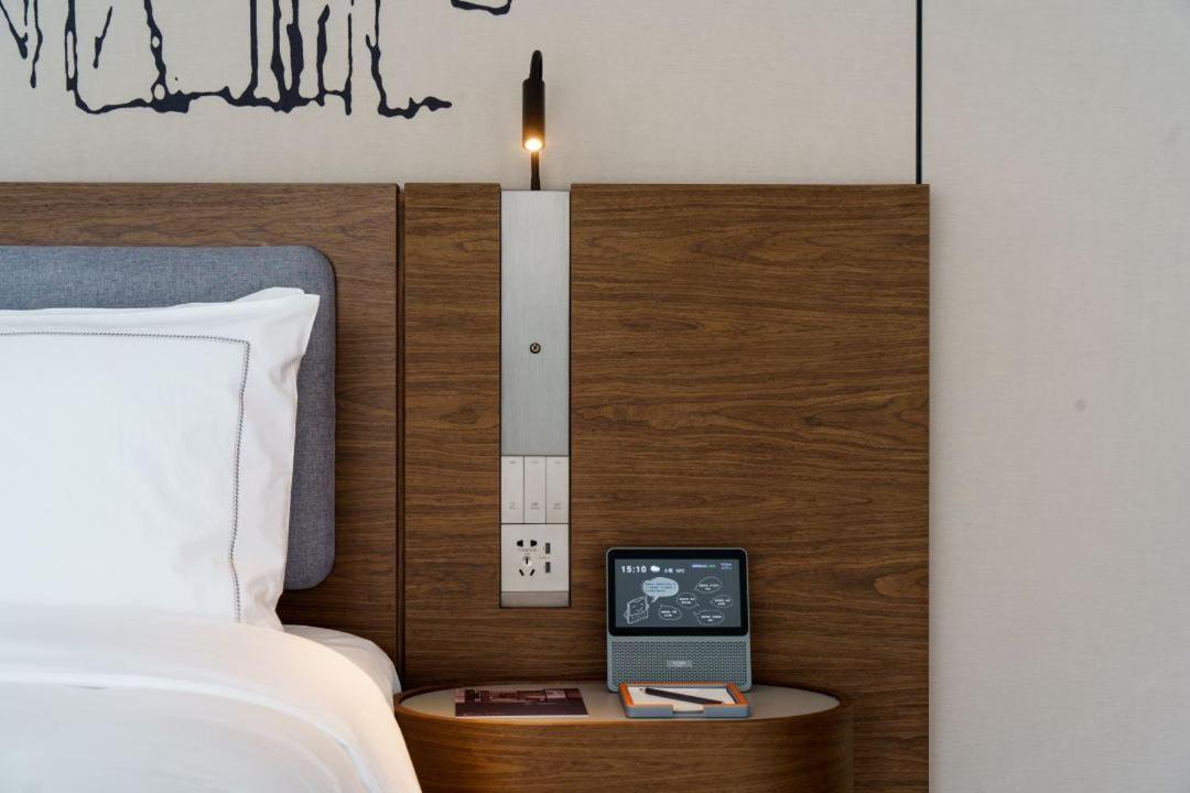 Urcove By Hyatt Futian Cbd Hotel Шънджън Екстериор снимка