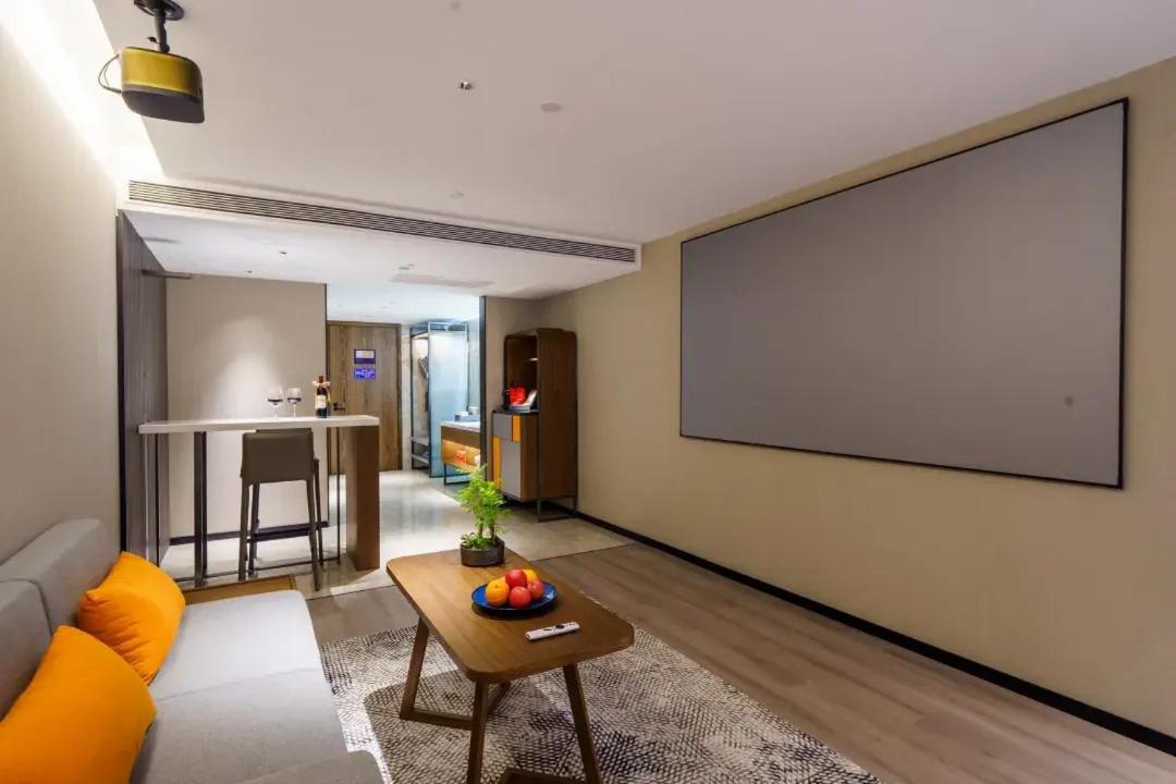 Urcove By Hyatt Futian Cbd Hotel Шънджън Екстериор снимка